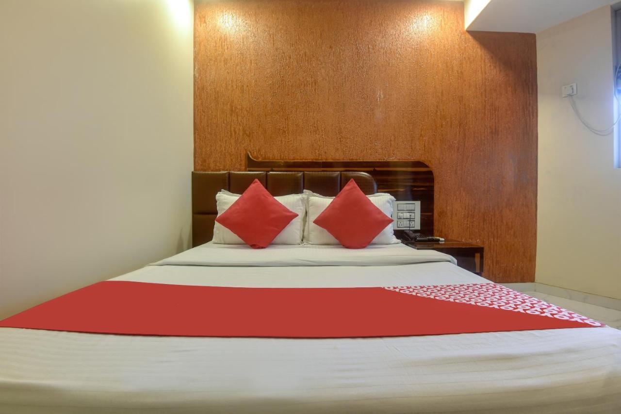 Oyo 28893 Hotel Gulf Bombaj Zewnętrze zdjęcie