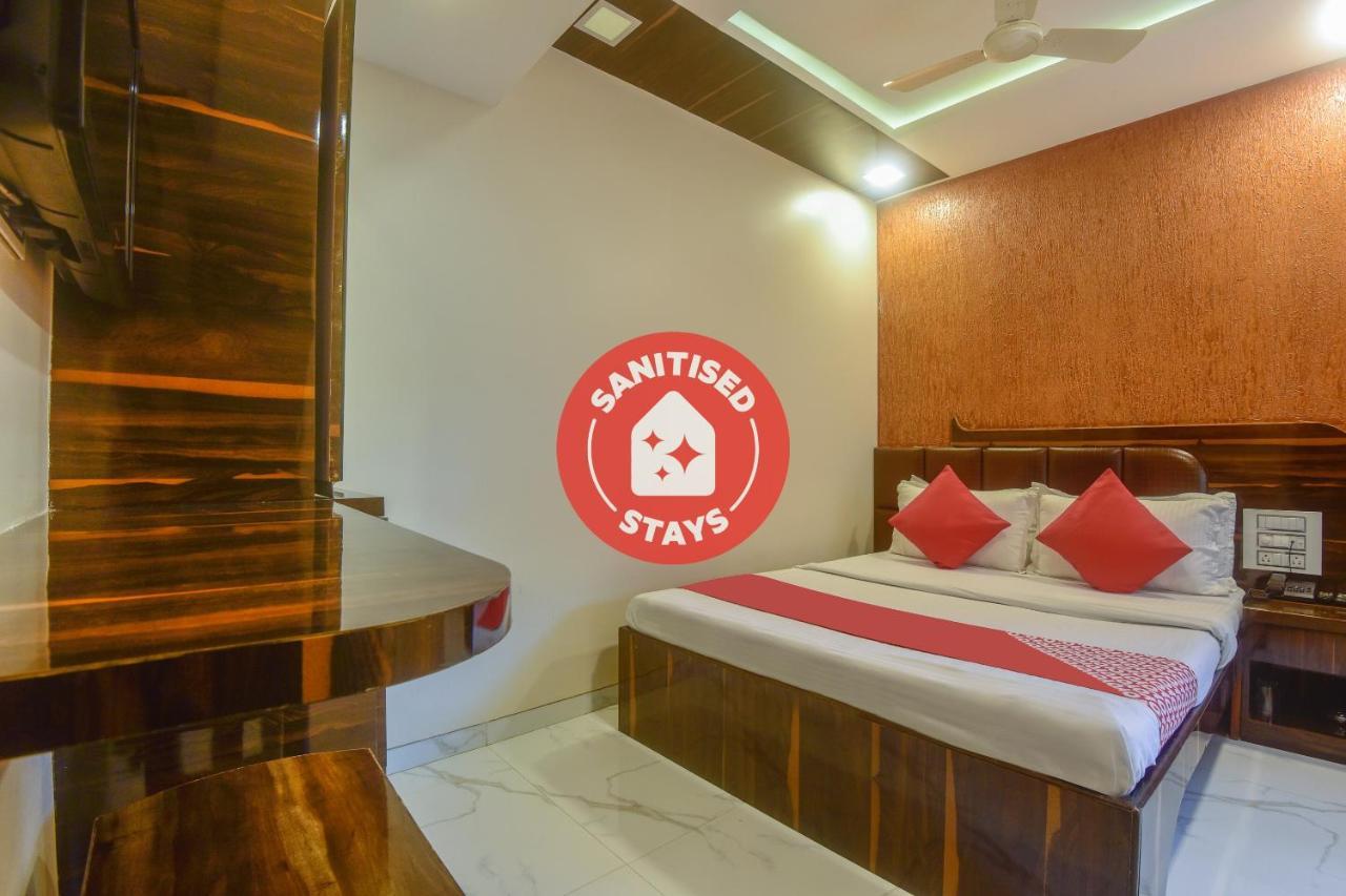 Oyo 28893 Hotel Gulf Bombaj Zewnętrze zdjęcie
