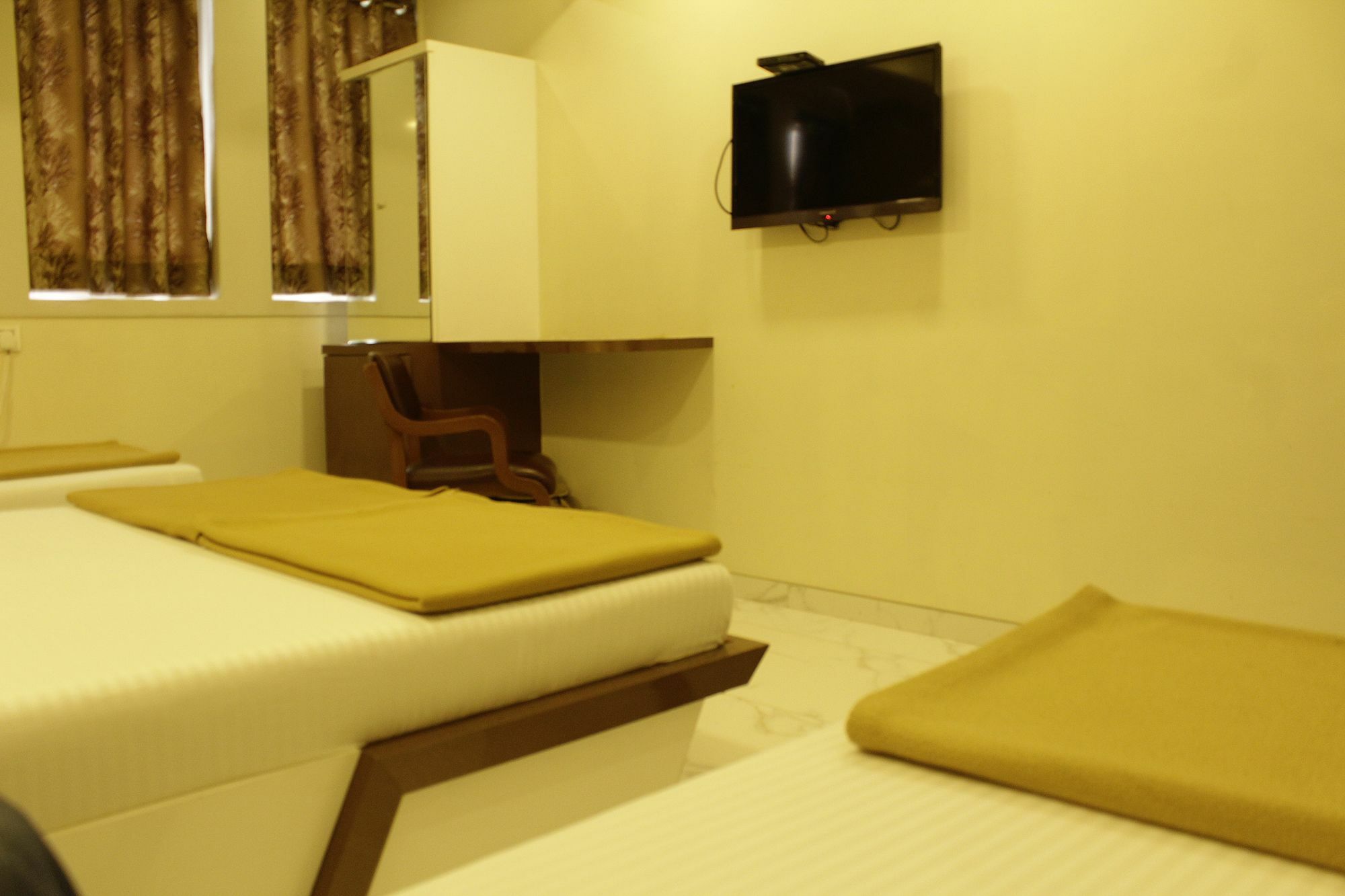 Oyo 28893 Hotel Gulf Bombaj Zewnętrze zdjęcie